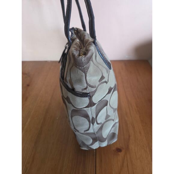 Authentic Coach Monogram Khaki and Vermillion Striped Shoulder Bag Tote Medium - Picture 6 of 13